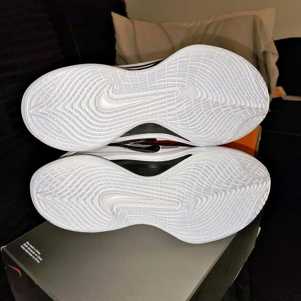 Nike a one whiteblack sneakers size